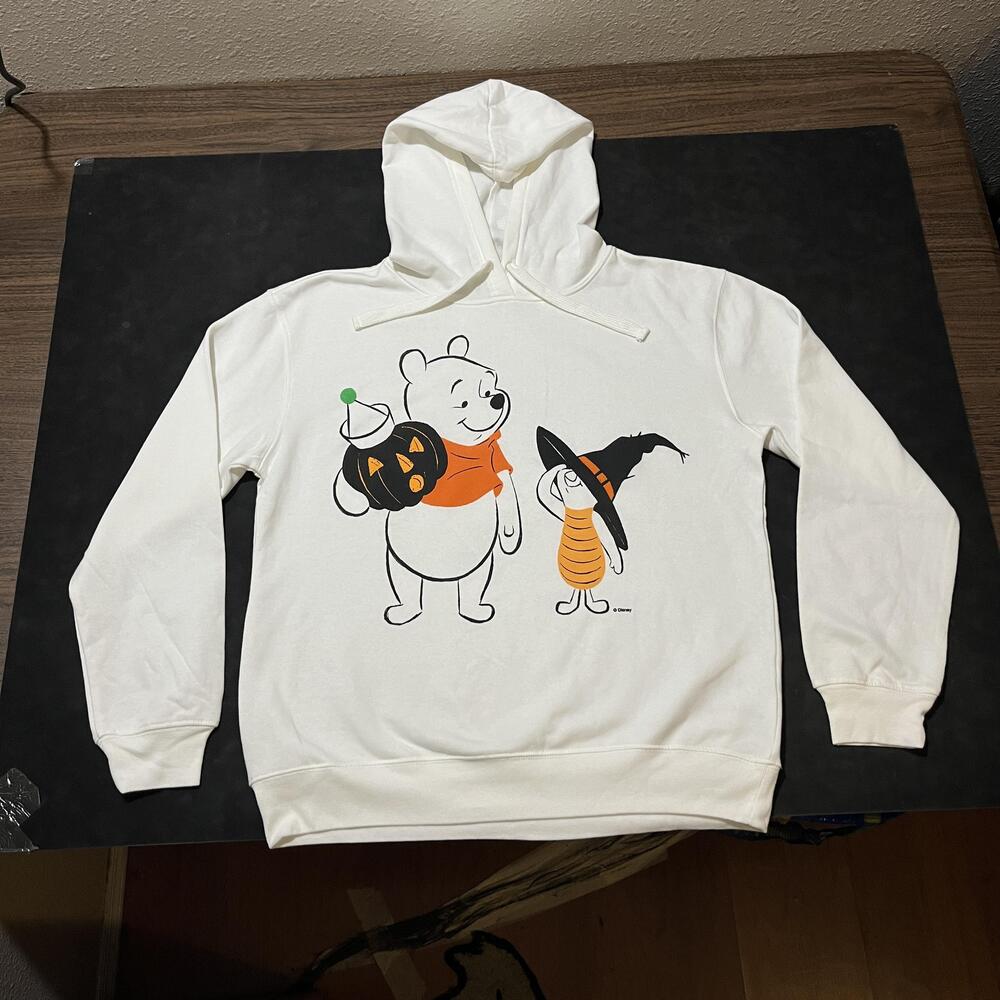 Winnie The Pooh Halloween Sweatshirt Vintage 90s Disney Hoodie Piglet Freeze Men